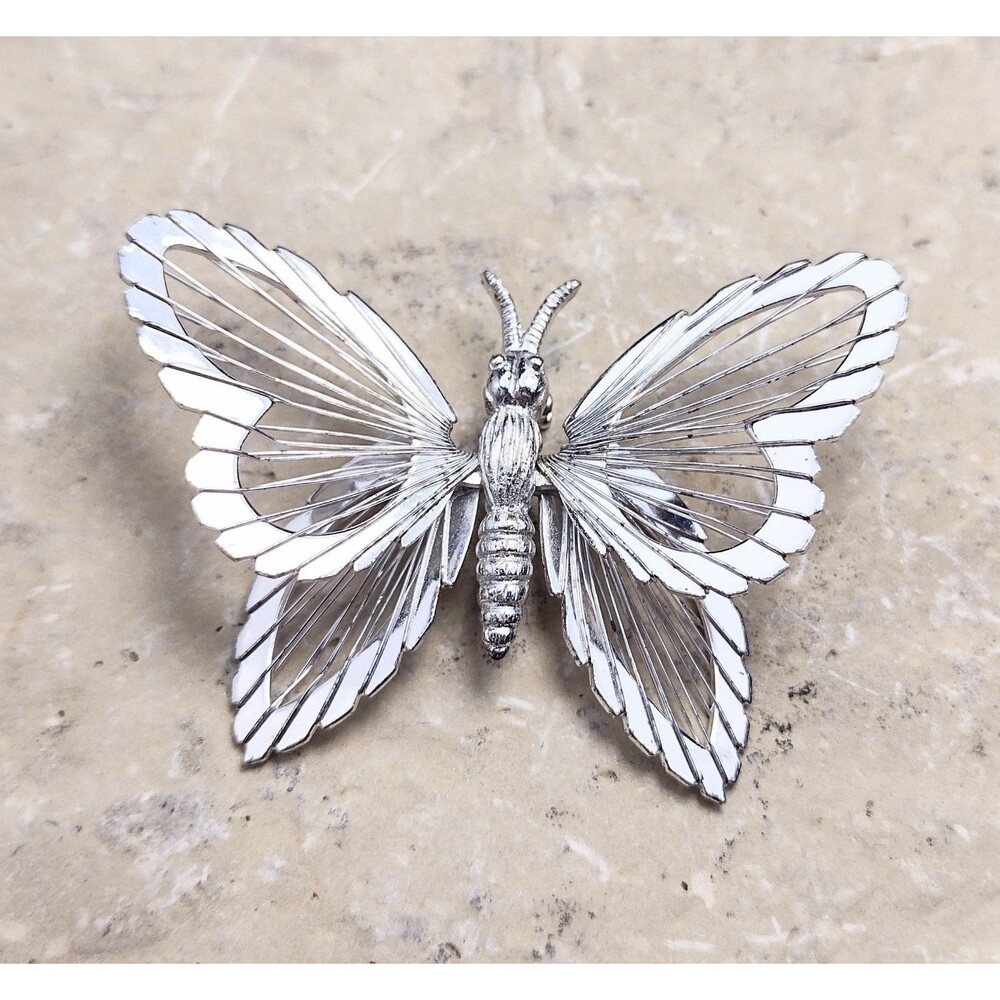 Vintage Monet Signed Butterfly Wire Wrapped Brooch Pin Silver tone